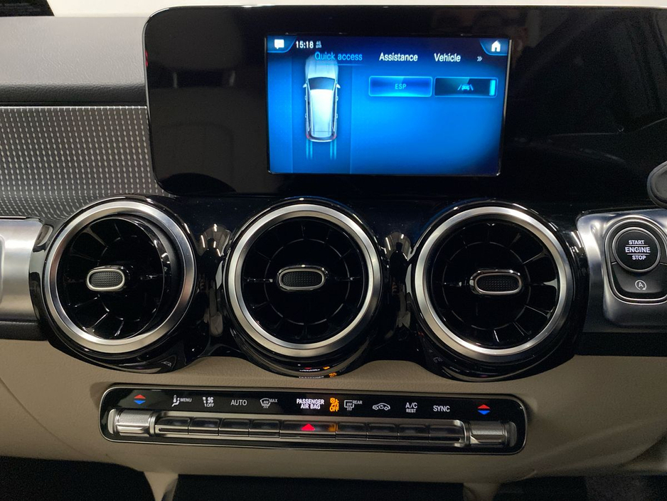 2020 Mercedes-Benz GLB GLB 180 d Progressive Auto | Reversing Camera, Heated Seats €32,950