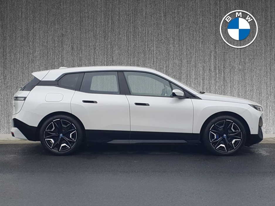 2023 BMW iX xDrive50 M Sport €69,995