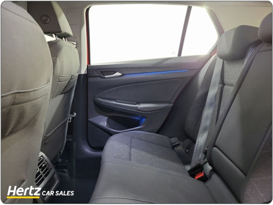 2024 Volkswagen Golf LIFE 110HP Petrol Manual €25,995