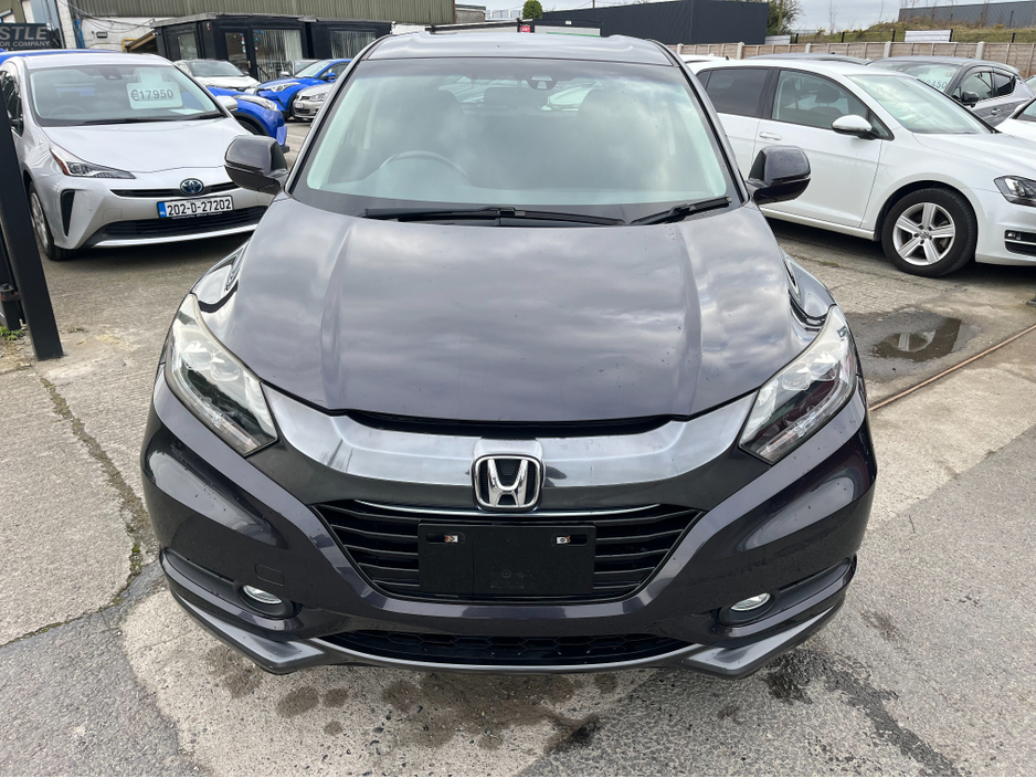 2015 Honda Vezel - image 2
