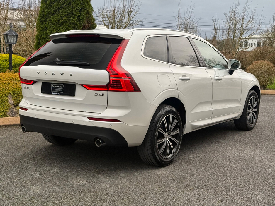 2018 Volvo XC60 - image 7