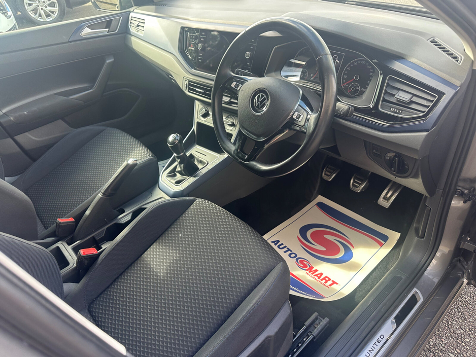 2021 Volkswagen Polo - image 8