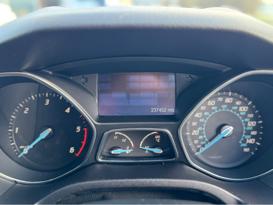 2011 Ford Focus 1.6 TOP SPEC NEW NCT €2,950