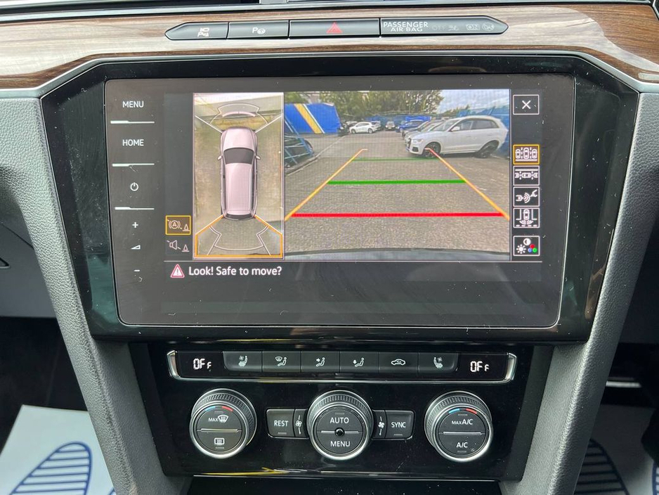 2018 Volkswagen Passat VARIANT HIGHLINE 2.0 TDI * HUGE SPEC * // LEATHER INTERIOR // 360 PARKING CAMERA // APPLE CARPLAY/ANDROID AUTO €22,950