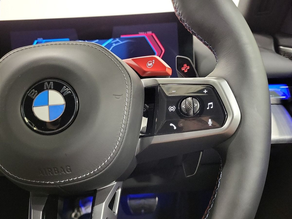 2025 BMW M5 M5 Phev Auto Entry 4.4 727 xDrive 22.1 kWh PHEV 197BHP /145 kw Step-tronic Auto Start/Stop