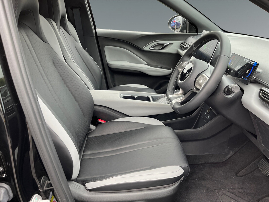 2026 BYD Dolphin Surf Surf Comfort 43kWh €26,400