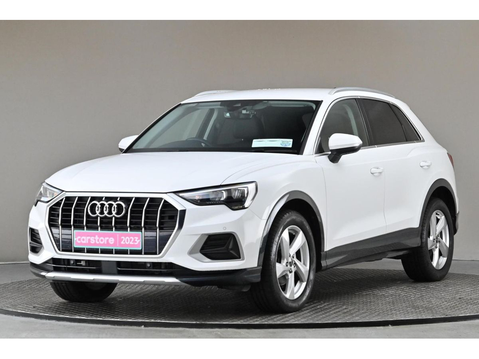 2023 Audi Q3 - image 3