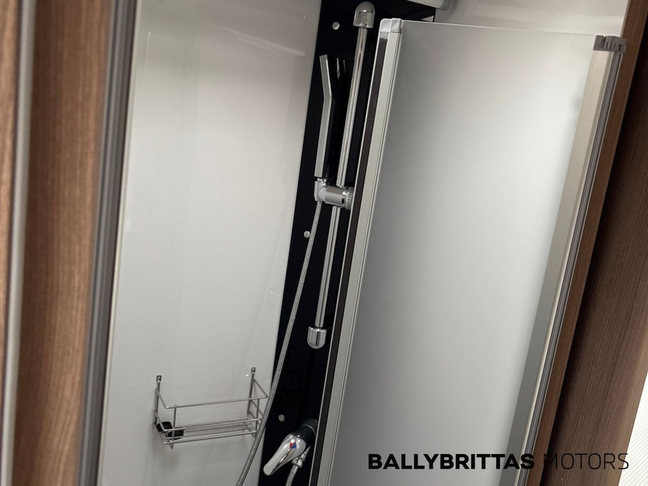 2025 Citroen Relay - image 10