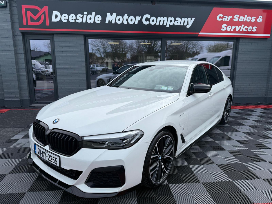 2021 BMW 5 Series - image 2