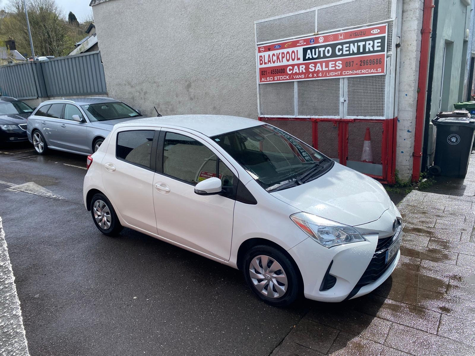 2018 Toyota Vitz - image 17