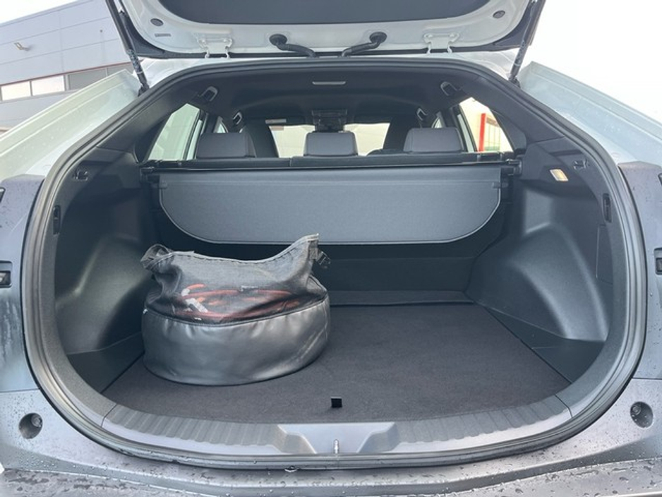 2024 Toyota bZ4X - image 11