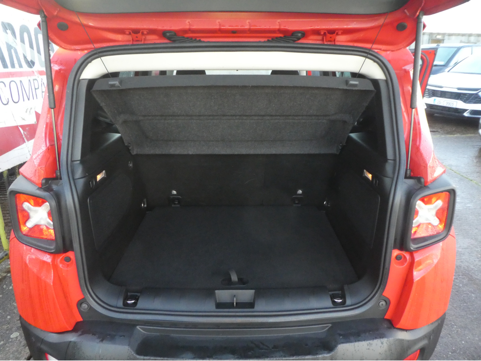 2015 Jeep Renegade 1.6 MJ 120HP LONGITUDE FWD E5+ €9,950