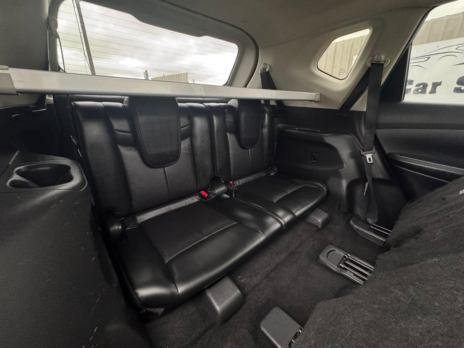 2017 Nissan X-Trail - image 20