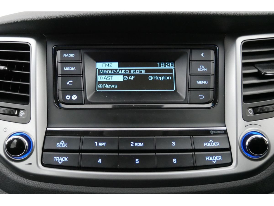 2017 Hyundai Tucson 1.6 PETROL *REAR PARK SENSORS* €17,890