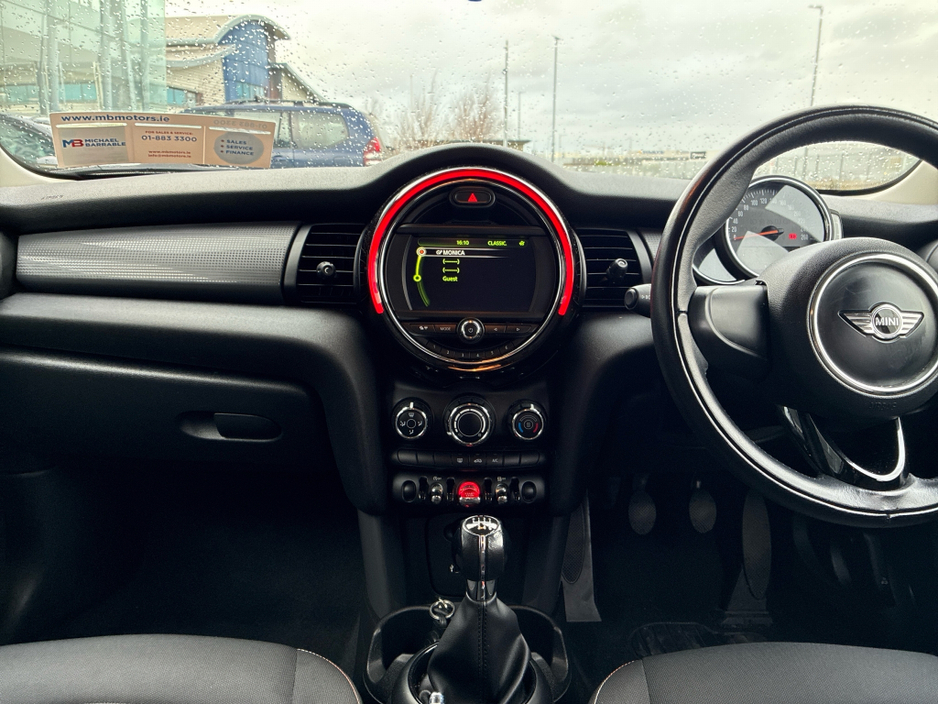 2017 MINI Hatch - image 8