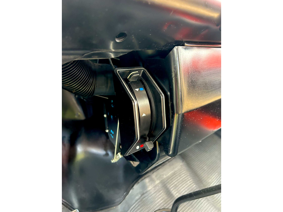 1976 Ford Transit Custom Kombi - image 41