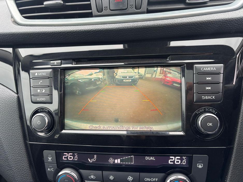 2021 Nissan Qashqai - image 5