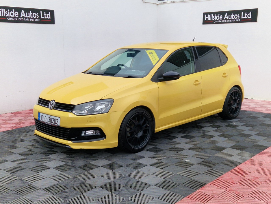 2010 Volkswagen Polo - image 3