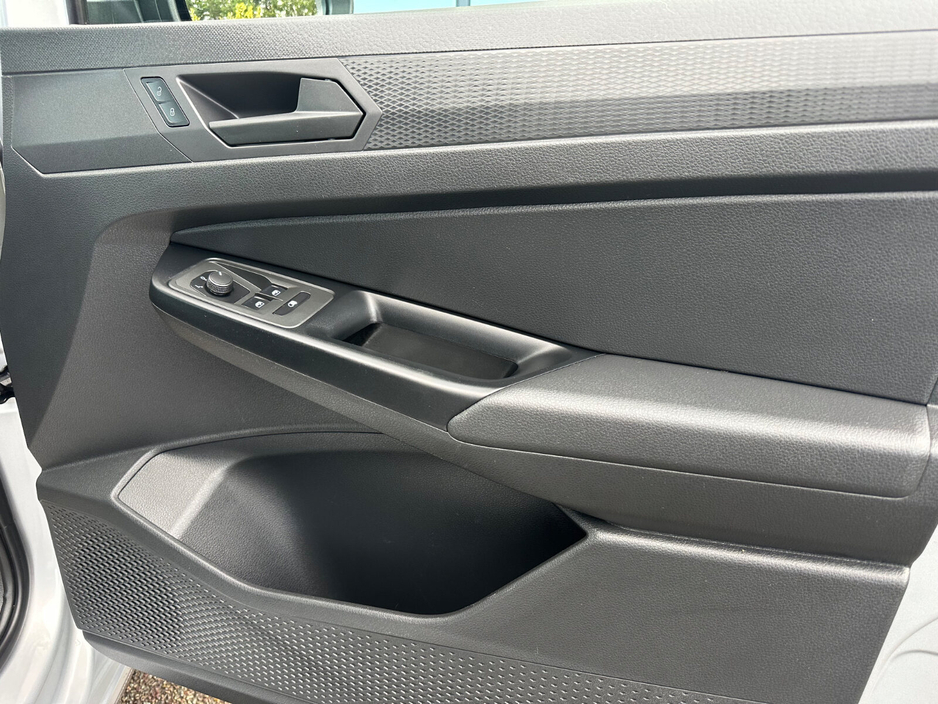 2022 Volkswagen Caddy  €18,950