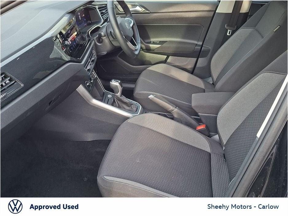 2025 Volkswagen Taigo - image 4