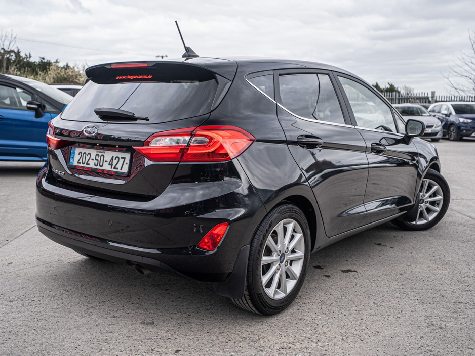 2020 Ford Fiesta - image 3
