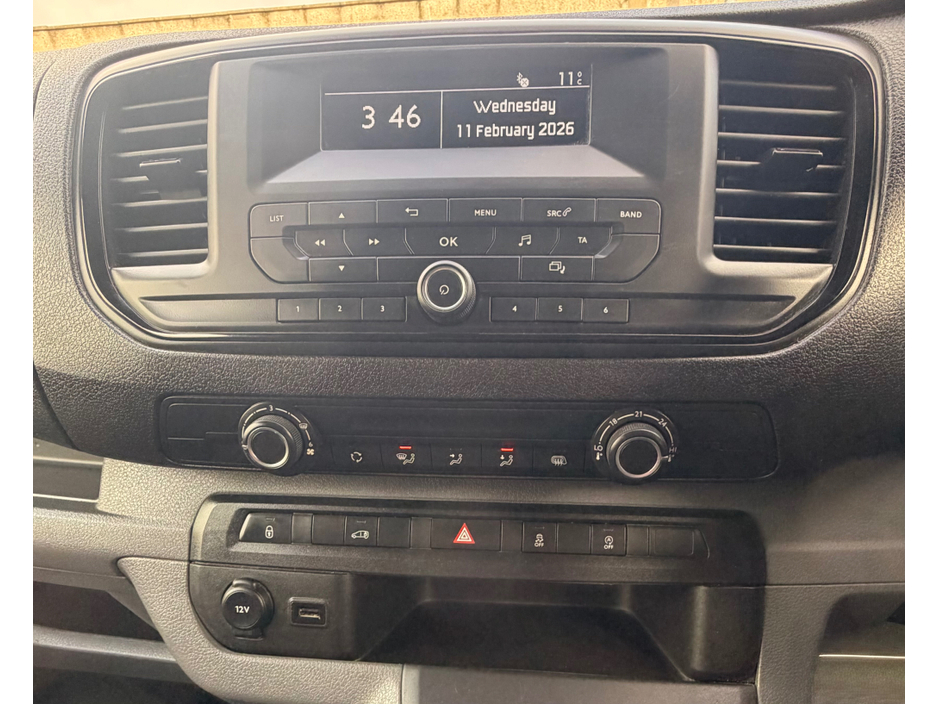 2022 Opel Vivaro Long Wheel Base €17,032