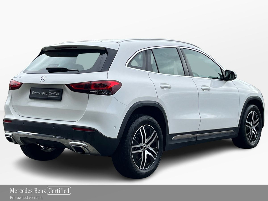 2022 Mercedes-Benz GLA Class - image 3