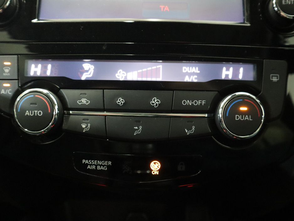 2018 Nissan Qashqai *50* 1.5 DCI N-CONNECTA 5DR 110PS €16,800