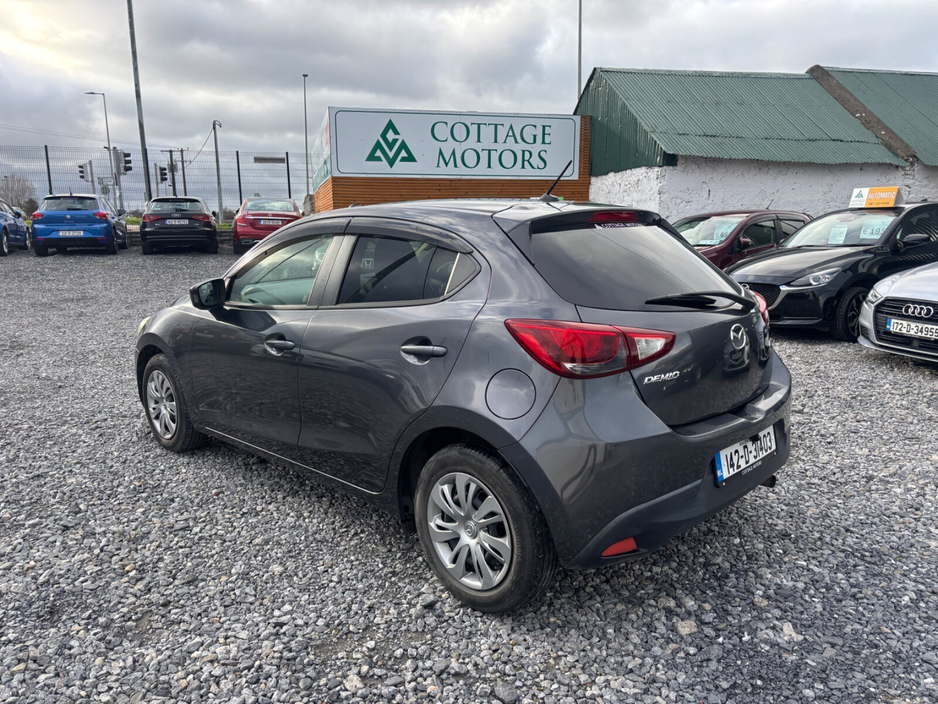 2014 Mazda Demio - image 3