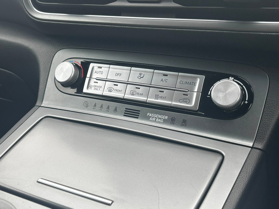 2022 Hyundai Kona Executive EV 39kWh Auto €18,990