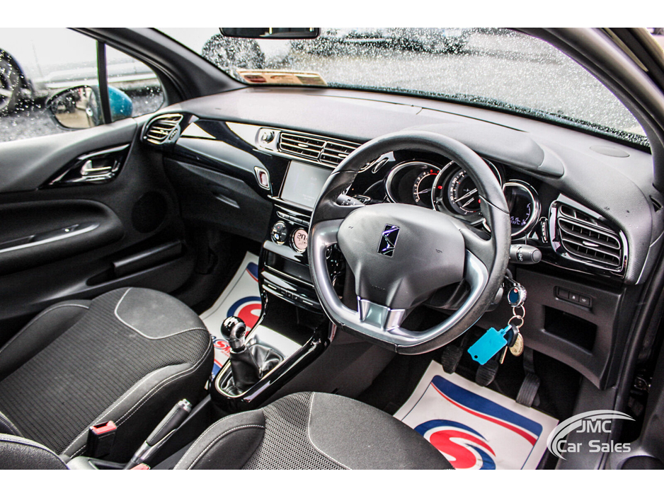 2016 Citroen DS3 - image 13