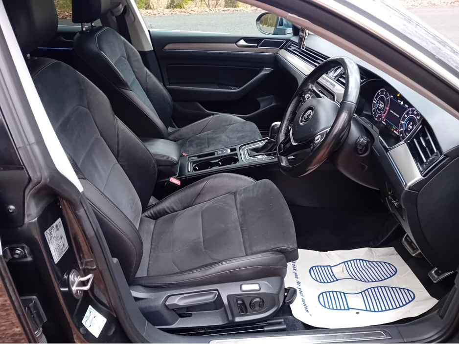 2017 Volkswagen Arteon - image 13