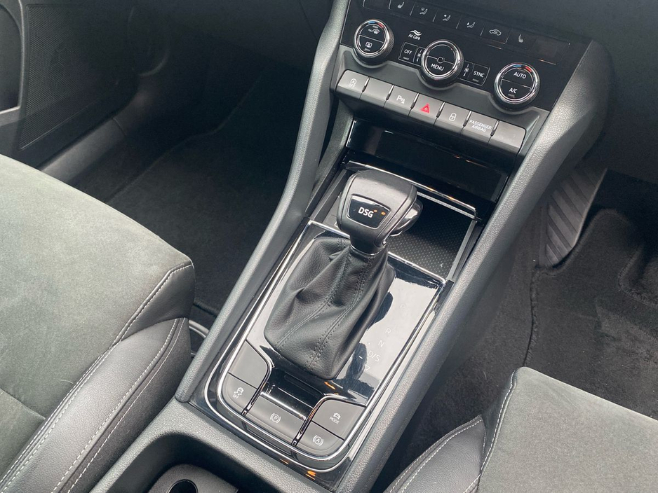 2019 Skoda Karoq - image 17