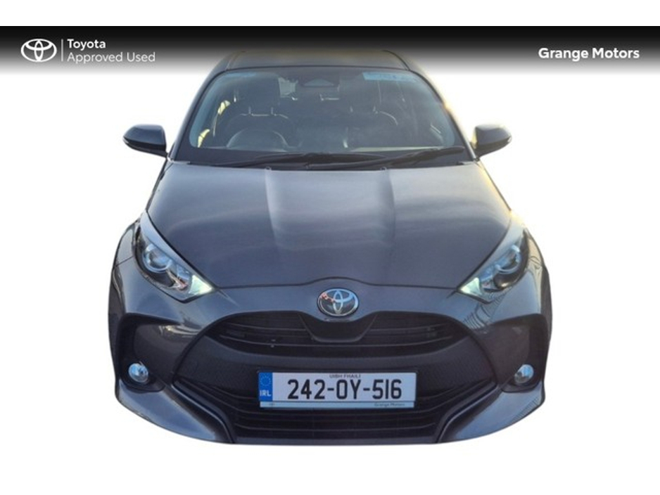 2024 Toyota Yaris - image 5