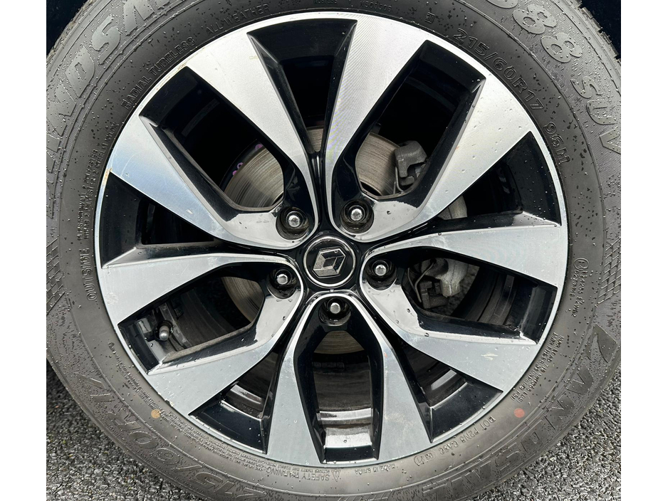 2023 Renault Arkana - image 29