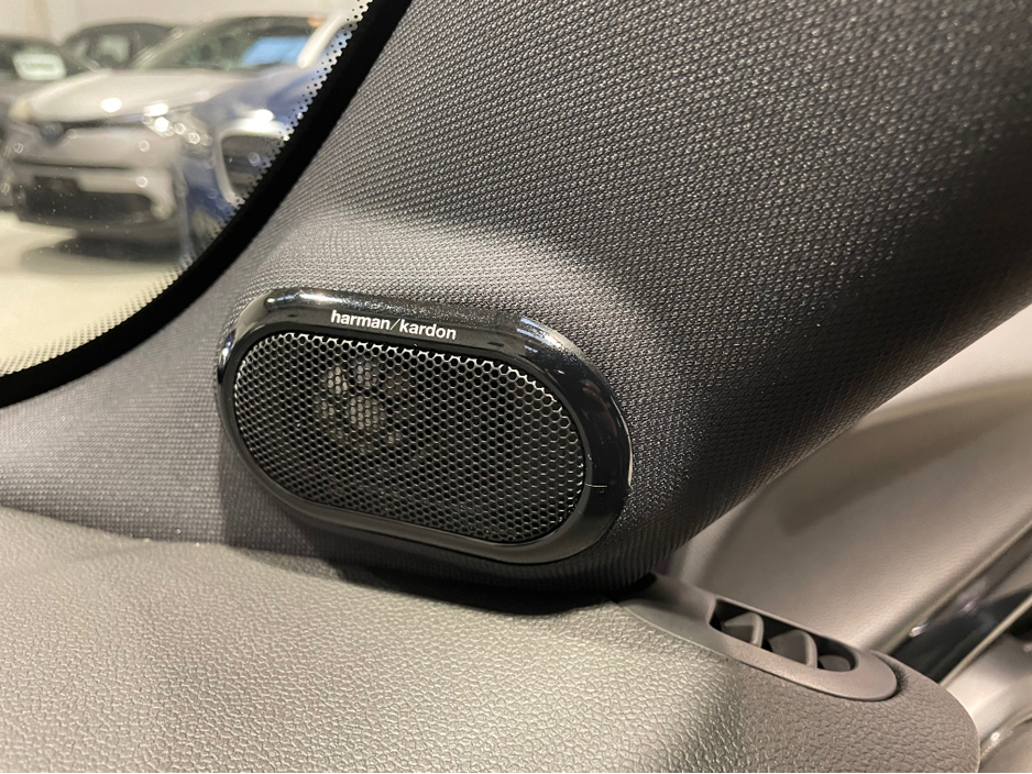 2023 MINI Cooper S - image 17