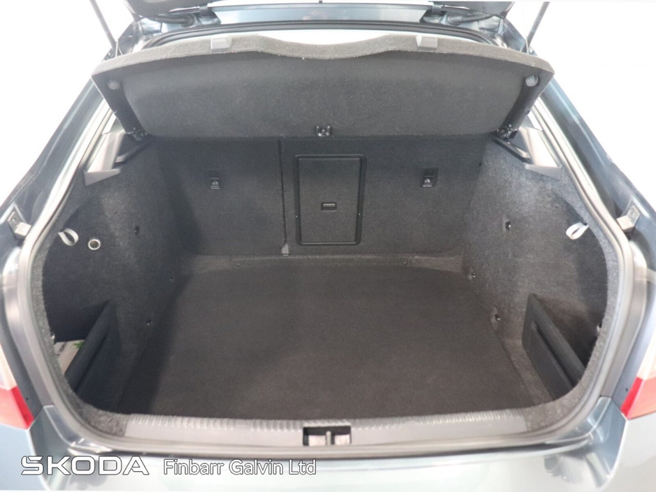 2018 Skoda Octavia - image 10