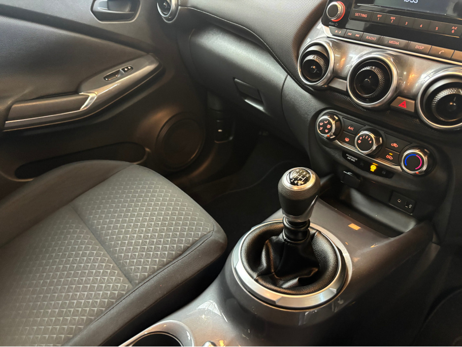 2021 Nissan Juke - image 13