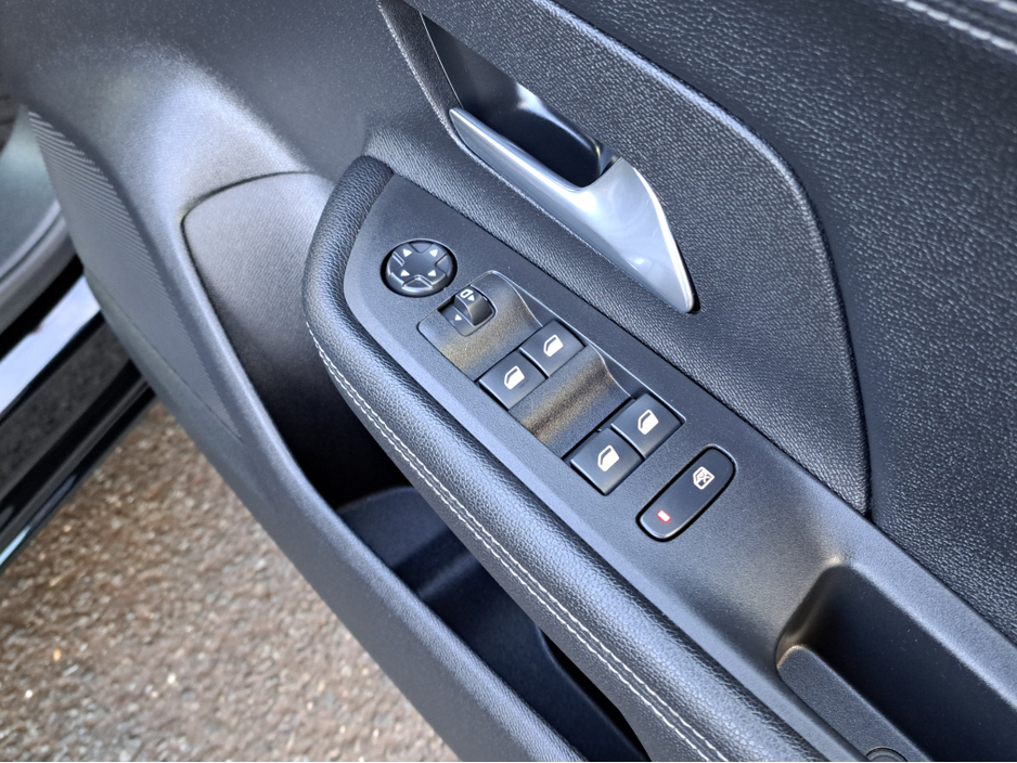 2023 Opel Mokka GS LINE 1.2TURBO 1230BHP 8 SPEED AUTOMATIC €26,950