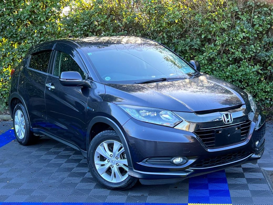 2016 Honda Vezel 1.5 HYBRID // ADAPTIVE CRUISE CONTROL // 16" ALLOYS // REVERSE CAMERA €14,750