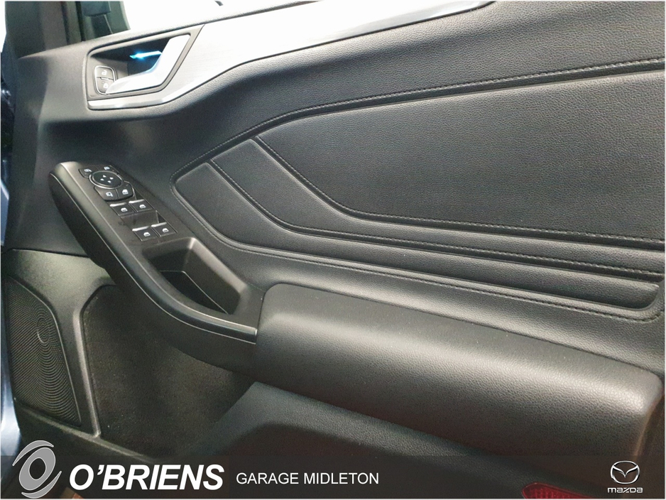 2020 Ford Focus - image 18