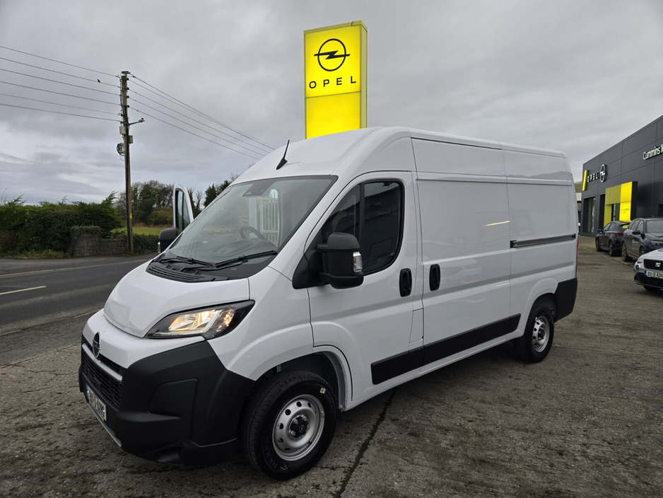 2026 Opel Movano  €29,950
