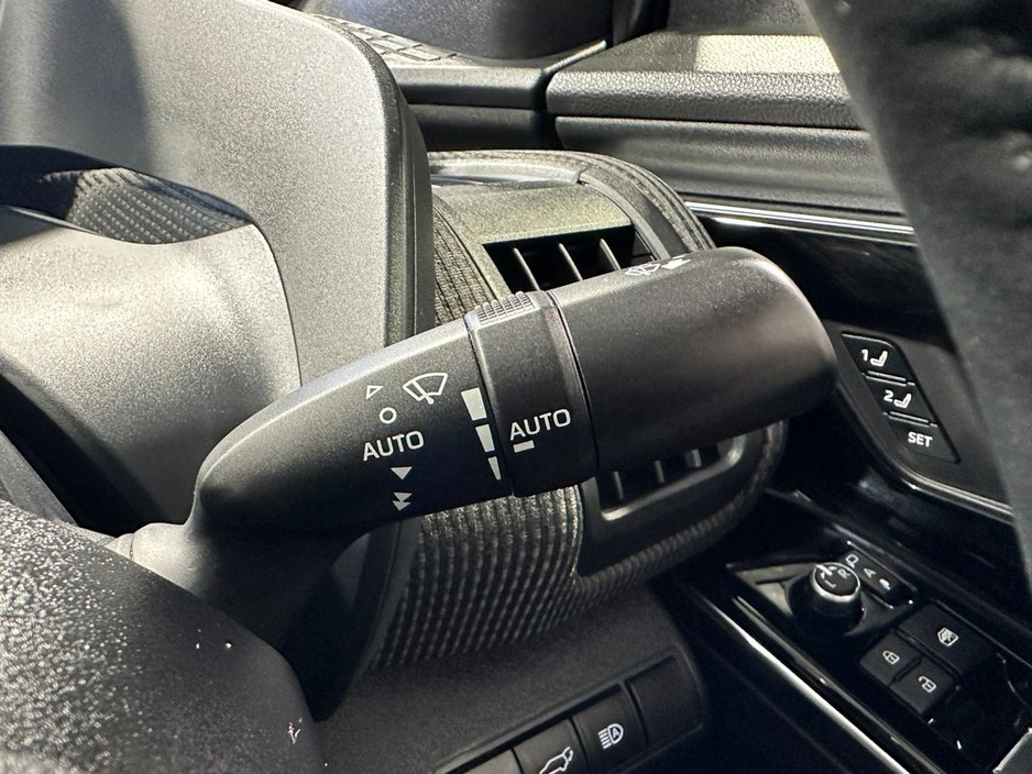 2024 Subaru Solterra - image 18