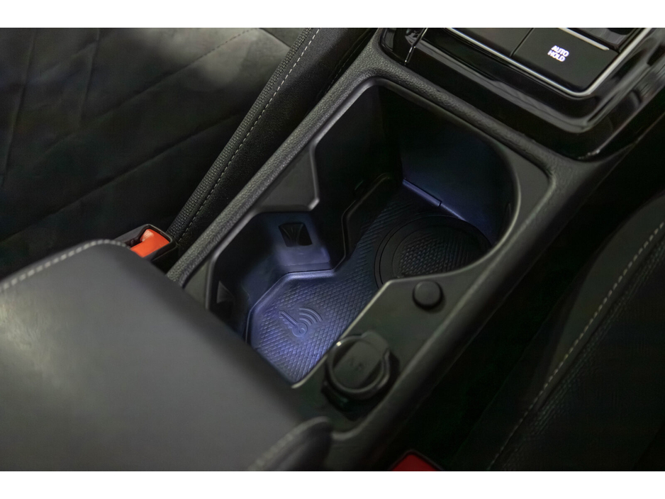 2023 Volkswagen Golf 2.0 TDI 115HP Style €28,450