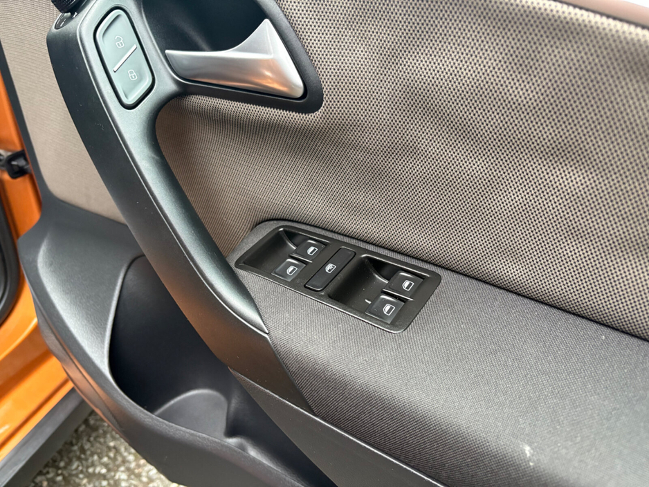 2016 Volkswagen Polo 1.2 TSI 5DR 90HP Crosspolo €12,900