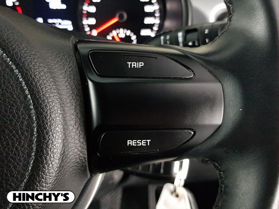 2023 Kia Rio - image 18