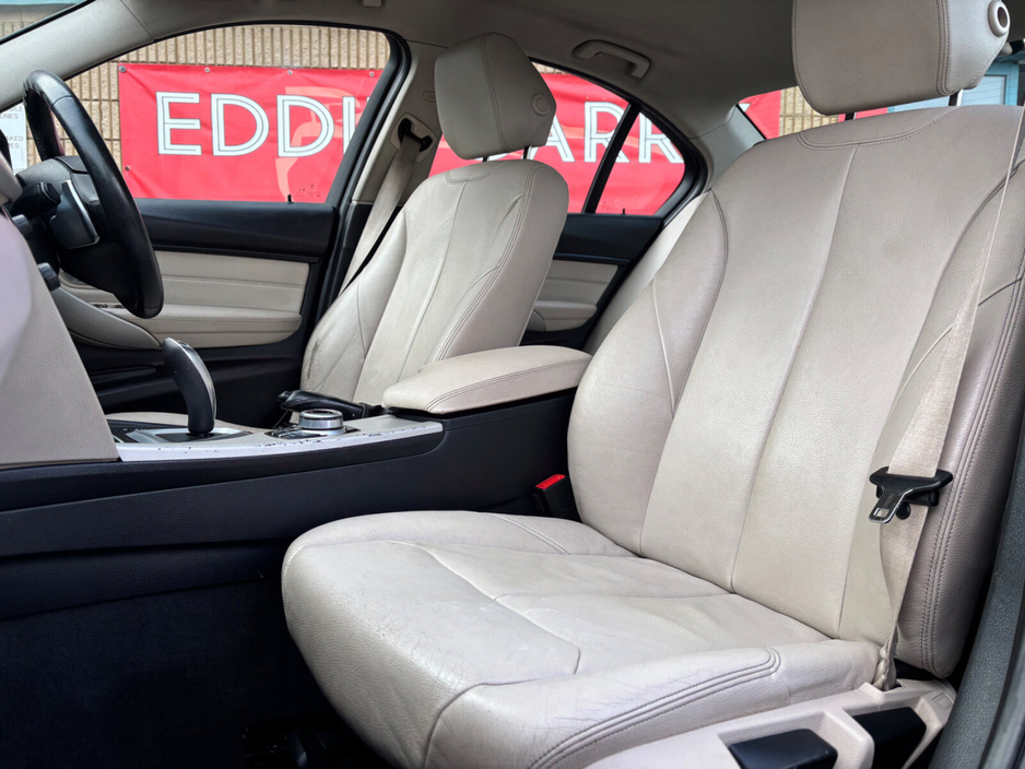 2018 BMW 3 Series - image 11