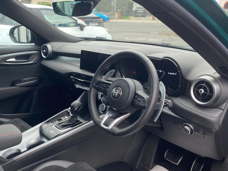 2025 Alfa Romeo Tonale - image 16