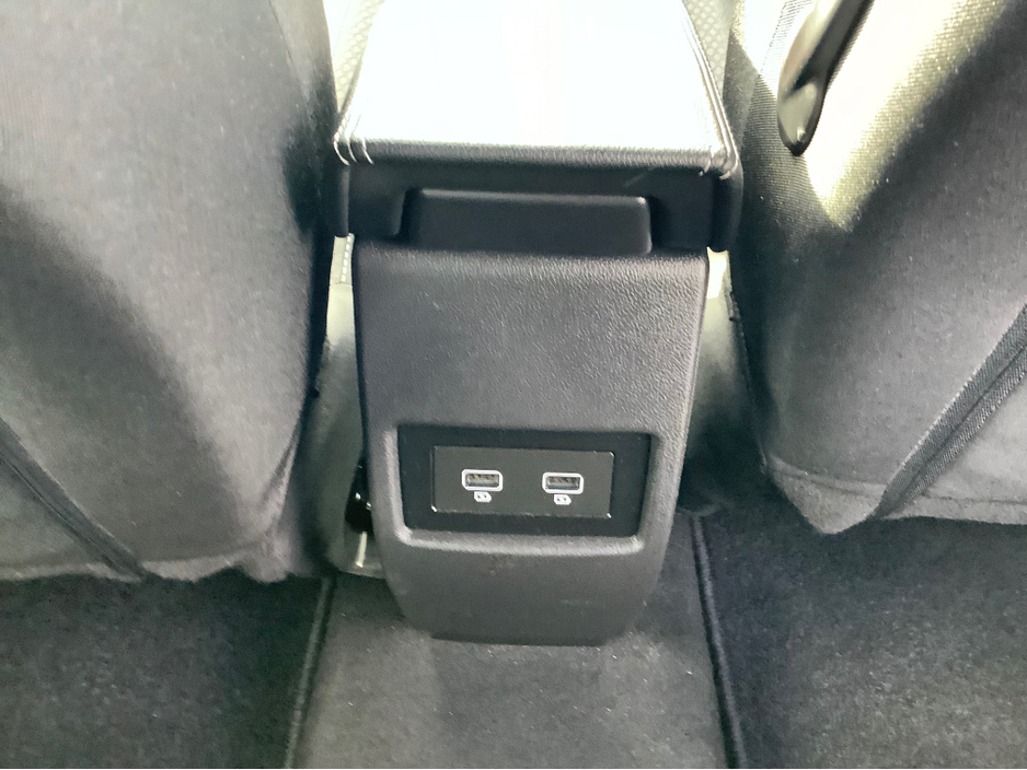 2022 Dacia Duster - image 4