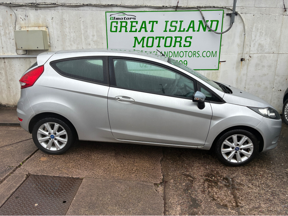 2011 Ford Fiesta 1.25 EDGE 60BHP 3DR ARGENTO €4,950